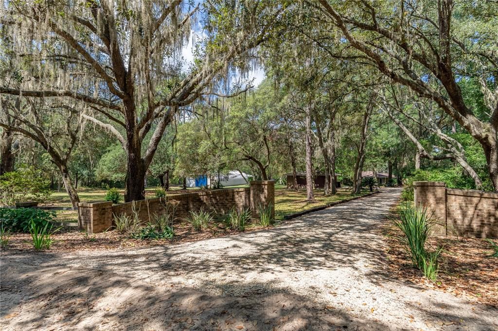 En Venta: $510,000 (4 camas, 2 baños, 2020 Pies cuadrados)