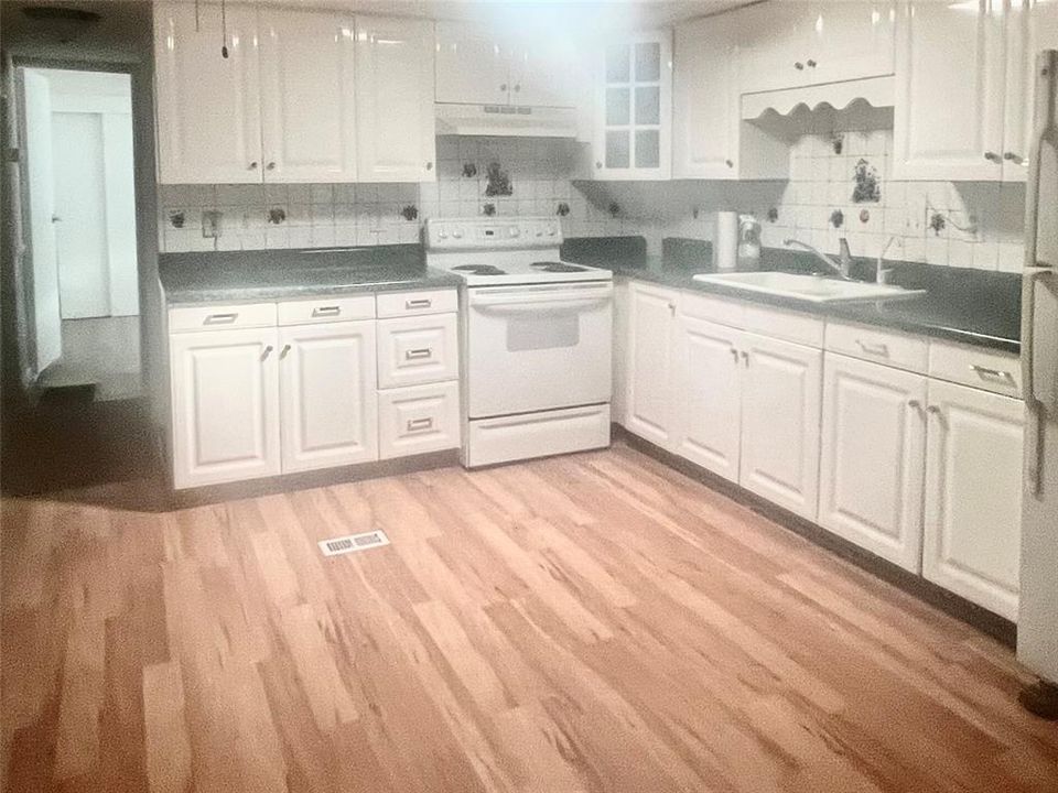 En Venta: $98,000 (2 camas, 1 baños, 869 Pies cuadrados)