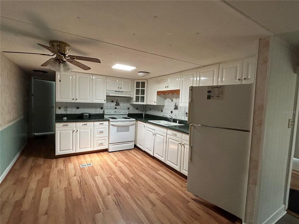 En Venta: $98,000 (2 camas, 1 baños, 869 Pies cuadrados)