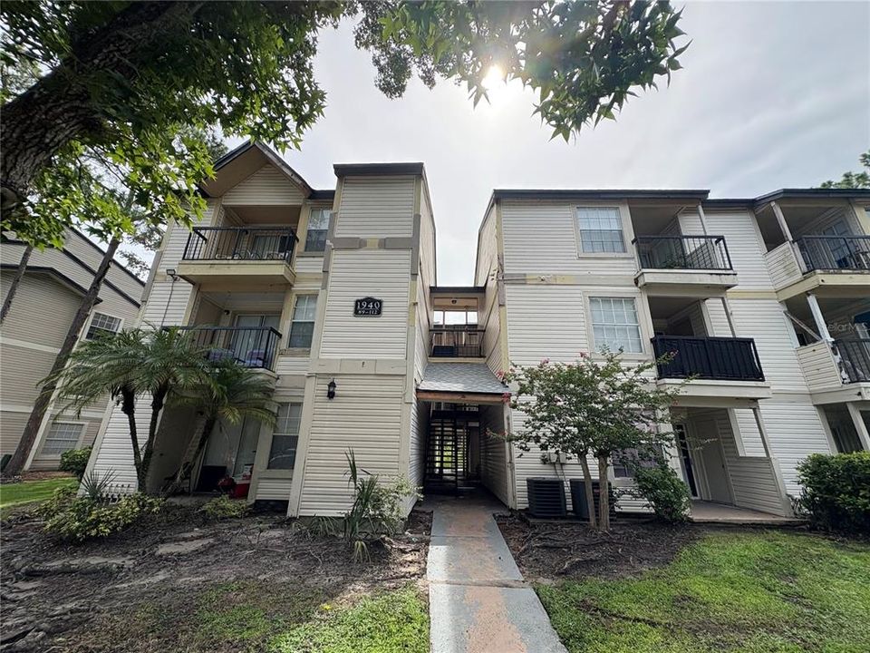 En Renta: $995 (1 camas, 1 baños, 526 Pies cuadrados)