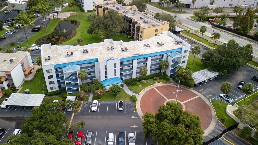 Activo con contrato: $230,000 (2 camas, 2 baños, 1019 Pies cuadrados)