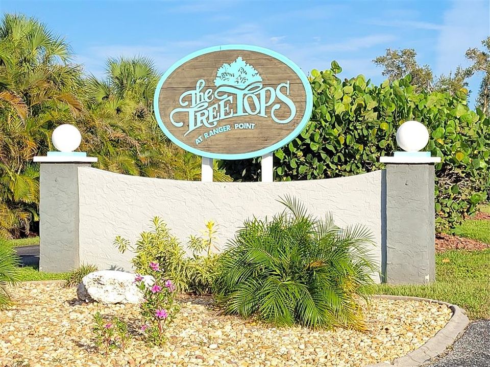 For Rent: $2,900 (3 beds, 2 baths, 1316 Square Feet)