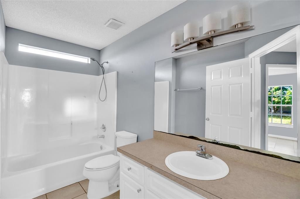 待售: $289,000 (3 贝兹, 2 浴室, 1254 平方英尺)