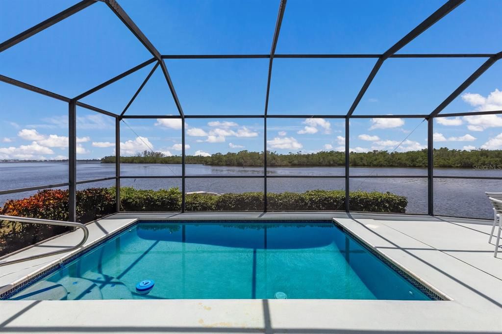 Под контрактом: $1,299,000 (3 спален, 3 ванн, 1969 Квадратных фут)