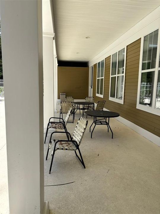 合同活跃: $1,795 (2 贝兹, 2 浴室, 1088 平方英尺)