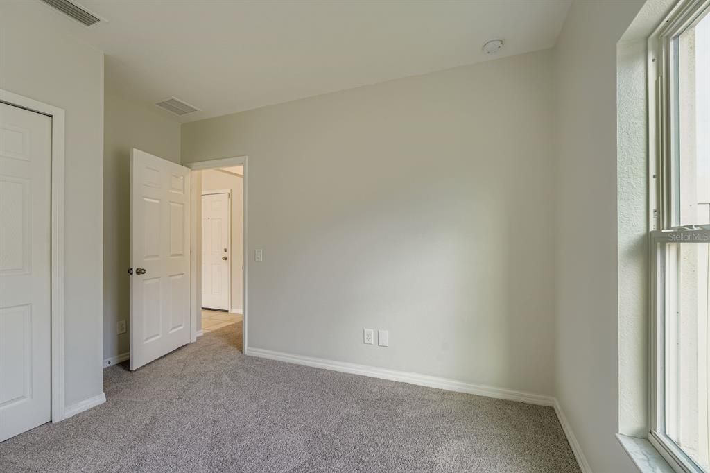 Activo con contrato: $289,900 (3 camas, 2 baños, 1508 Pies cuadrados)