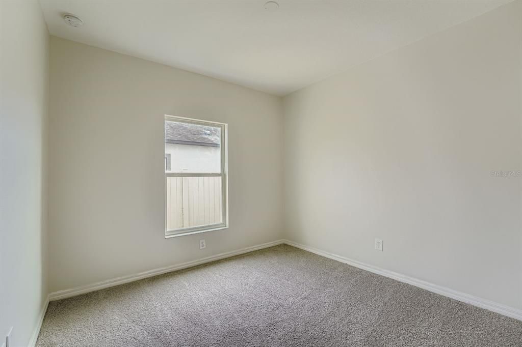 Activo con contrato: $289,900 (3 camas, 2 baños, 1508 Pies cuadrados)