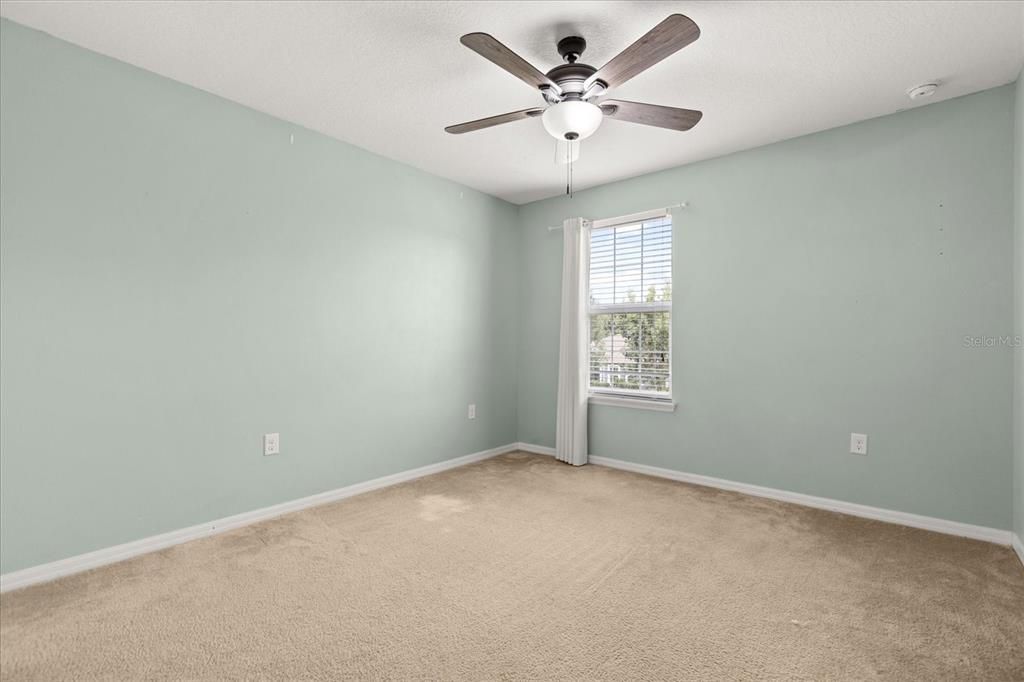 En Venta: $374,900 (4 camas, 2 baños, 2344 Pies cuadrados)