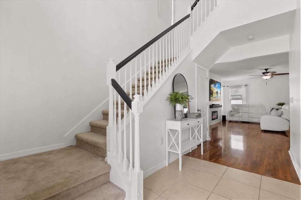 En Venta: $374,900 (4 camas, 2 baños, 2344 Pies cuadrados)