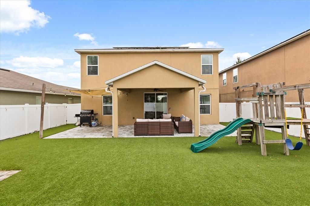 En Venta: $374,900 (4 camas, 2 baños, 2344 Pies cuadrados)