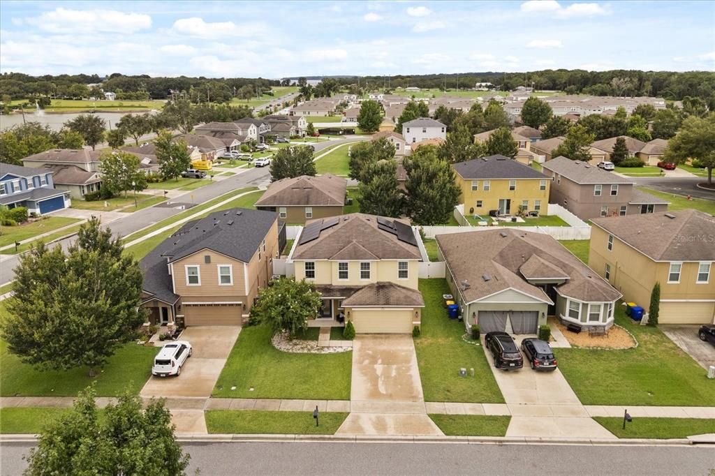 En Venta: $374,900 (4 camas, 2 baños, 2344 Pies cuadrados)