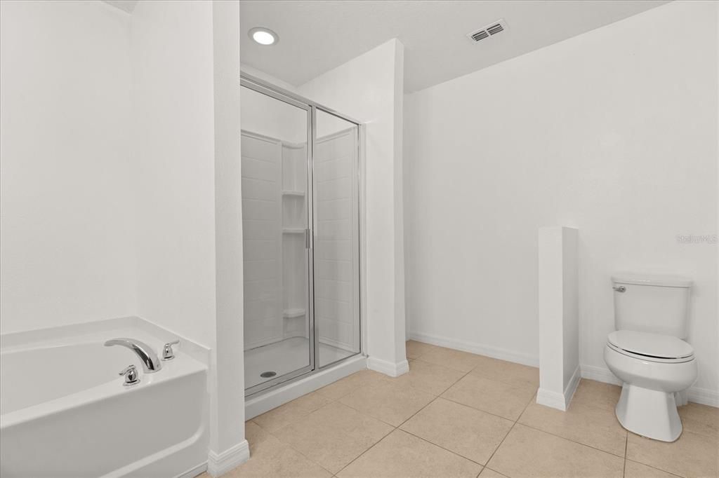 En Venta: $374,900 (4 camas, 2 baños, 2344 Pies cuadrados)