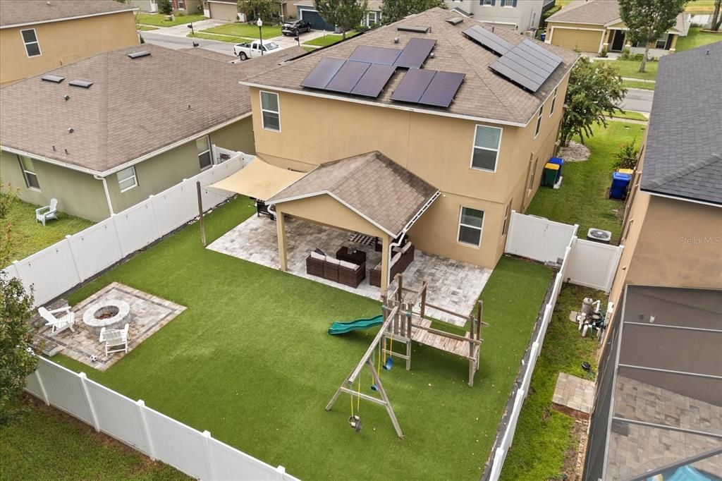 En Venta: $374,900 (4 camas, 2 baños, 2344 Pies cuadrados)