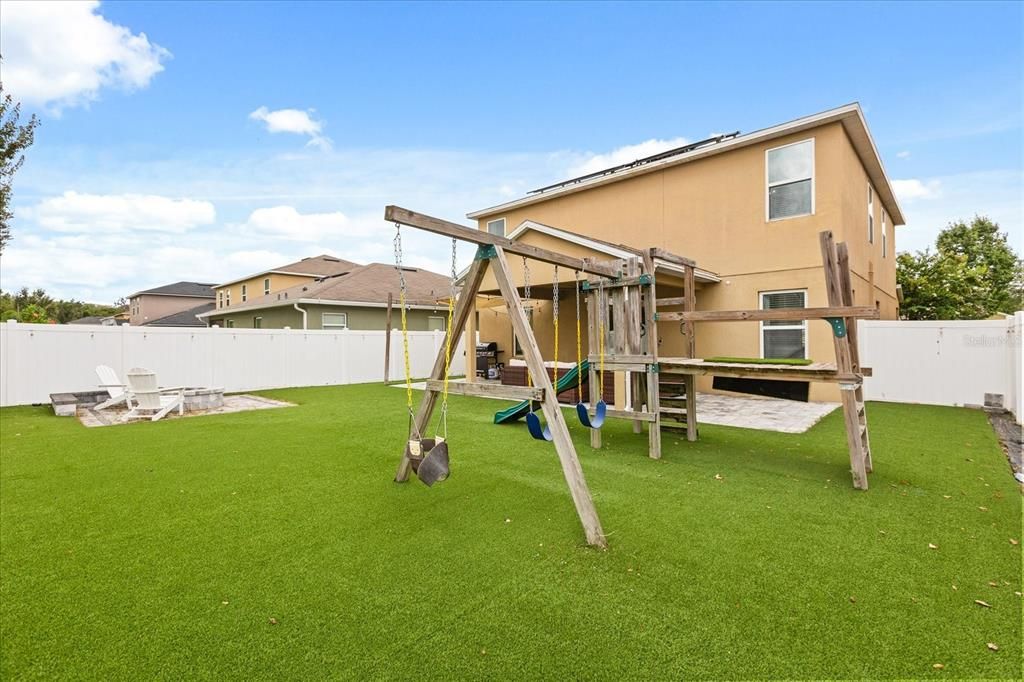 En Venta: $374,900 (4 camas, 2 baños, 2344 Pies cuadrados)