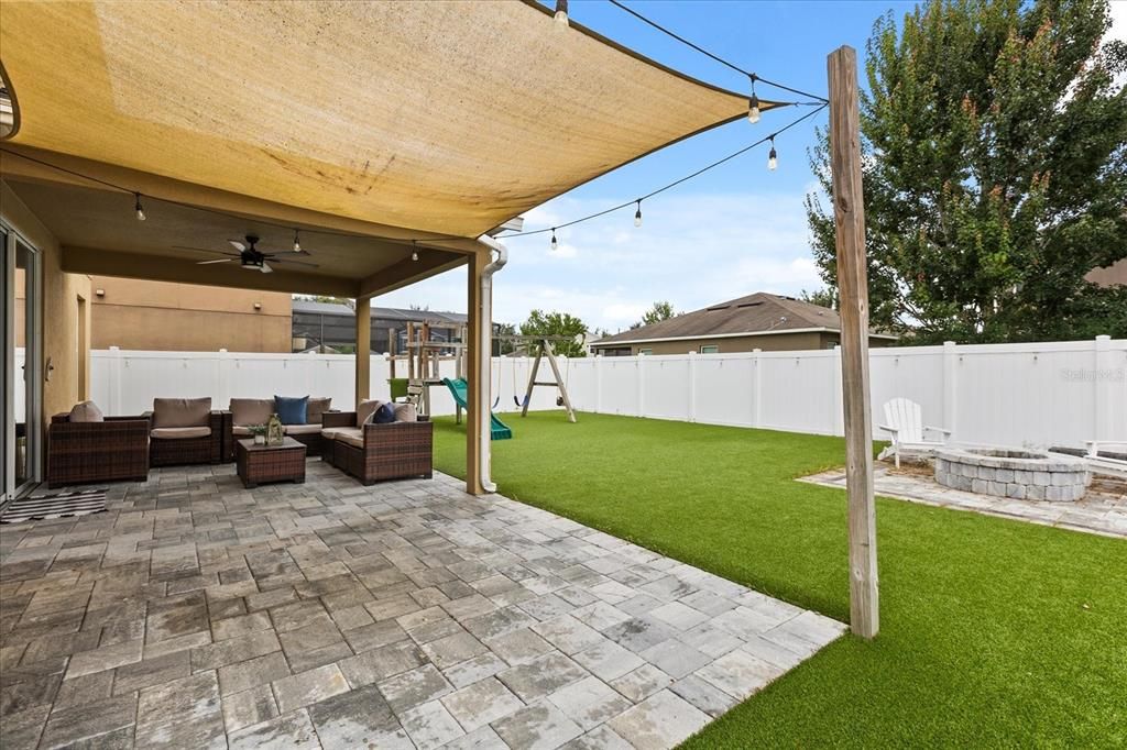 En Venta: $374,900 (4 camas, 2 baños, 2344 Pies cuadrados)