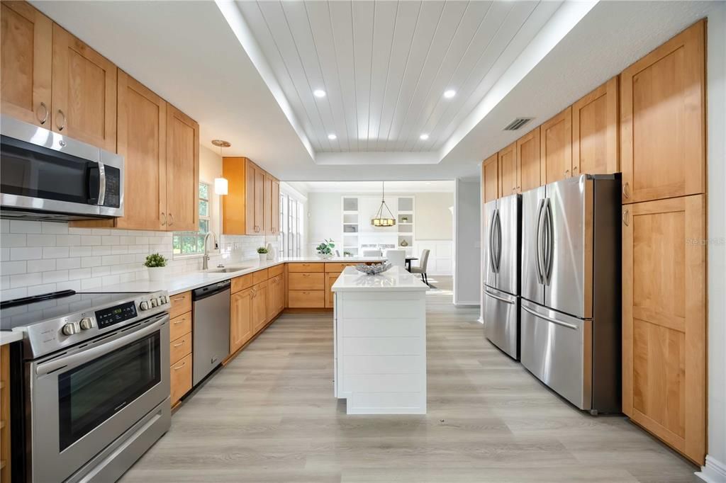 Active With Contract: $1,595,000 (4 beds, 4 baths, 4741 Square Feet)