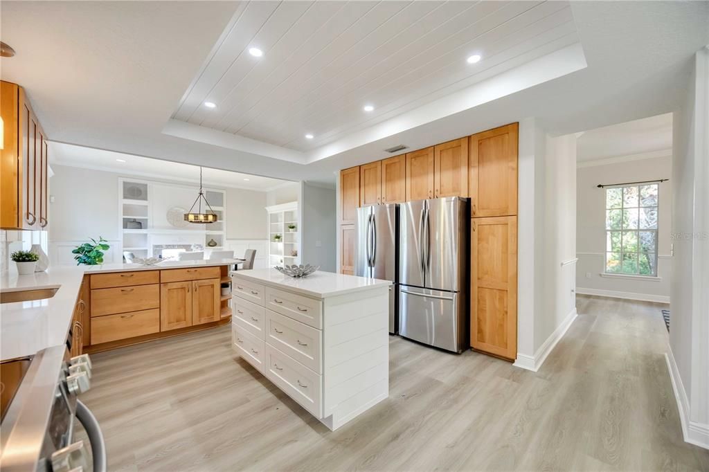 Active With Contract: $1,595,000 (4 beds, 4 baths, 4741 Square Feet)