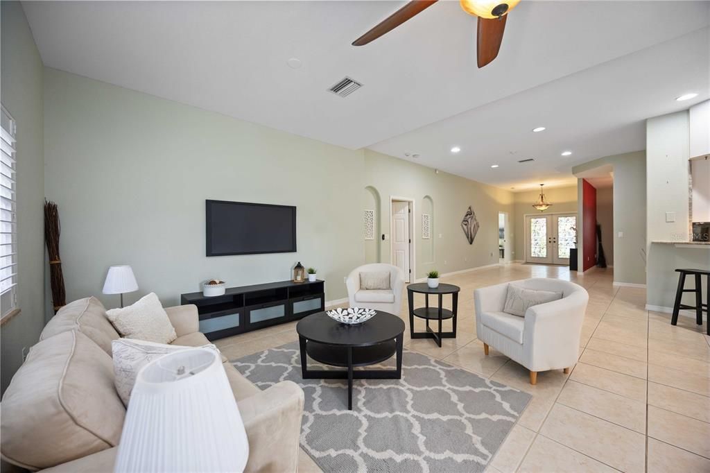 На продажу: $585,000 (3 спален, 2 ванн, 2785 Квадратных фут)