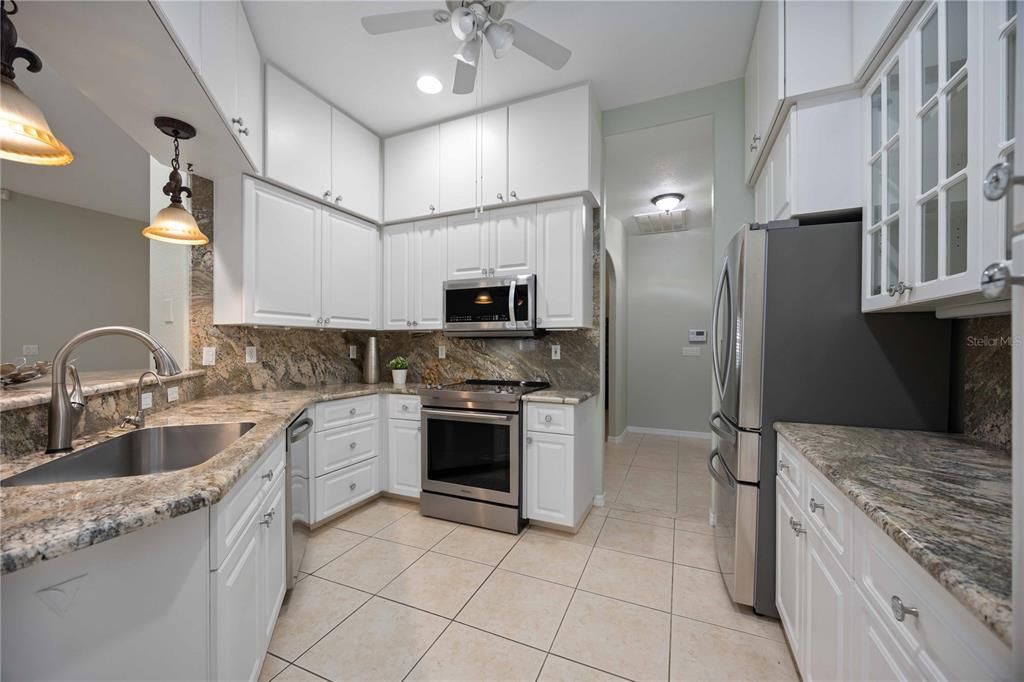 На продажу: $585,000 (3 спален, 2 ванн, 2785 Квадратных фут)