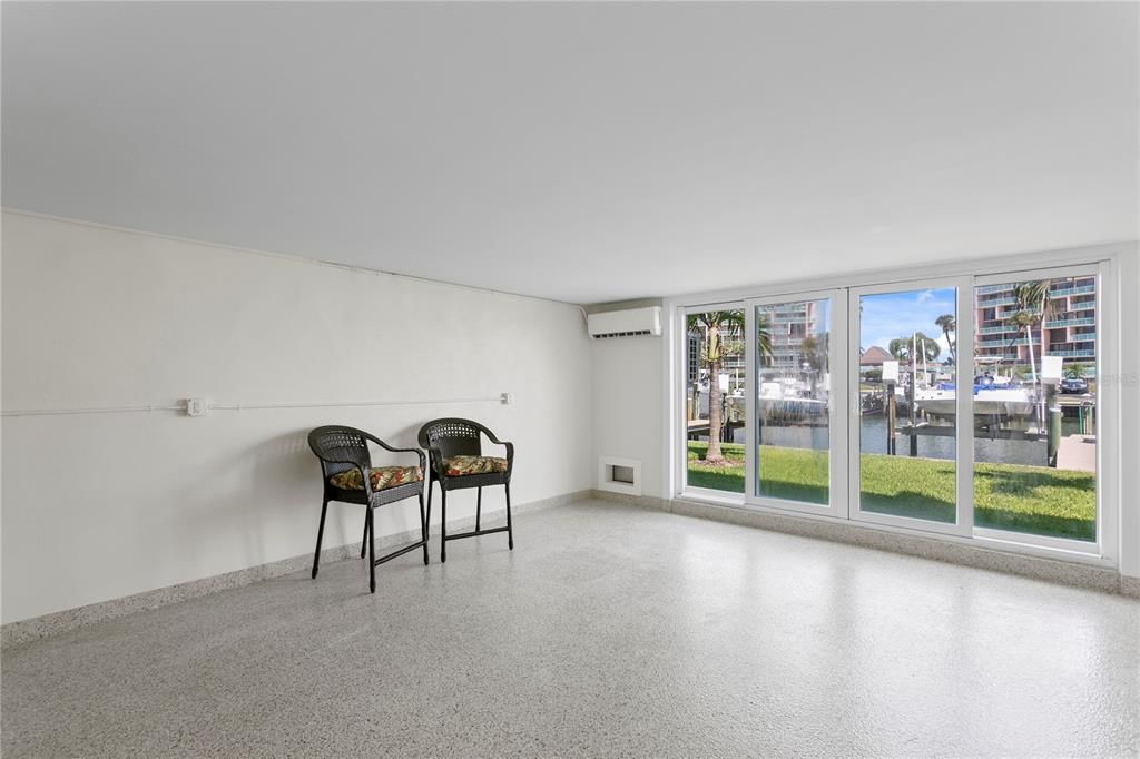 待售: $750,000 (2 贝兹, 2 浴室, 1260 平方英尺)