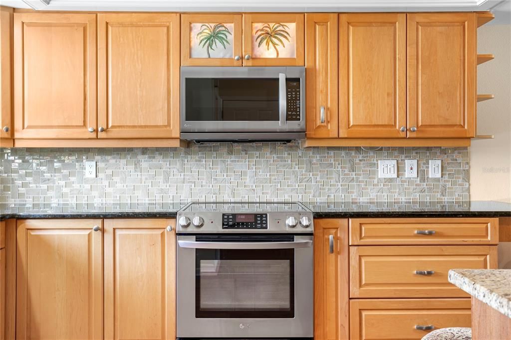 待售: $750,000 (2 贝兹, 2 浴室, 1260 平方英尺)