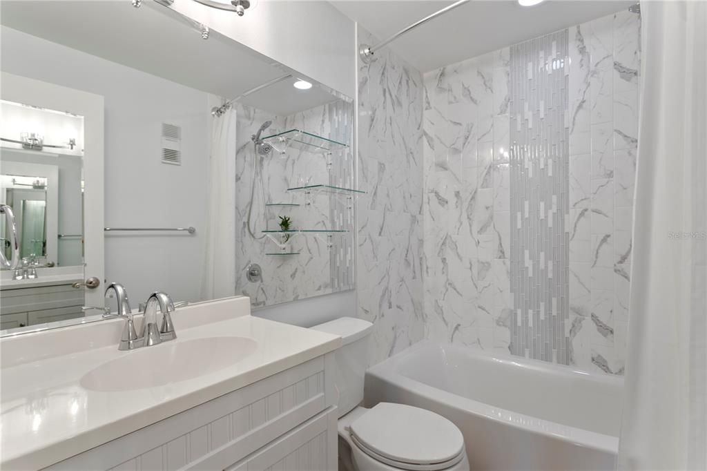 待售: $750,000 (2 贝兹, 2 浴室, 1260 平方英尺)