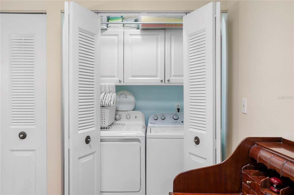 待售: $750,000 (2 贝兹, 2 浴室, 1260 平方英尺)