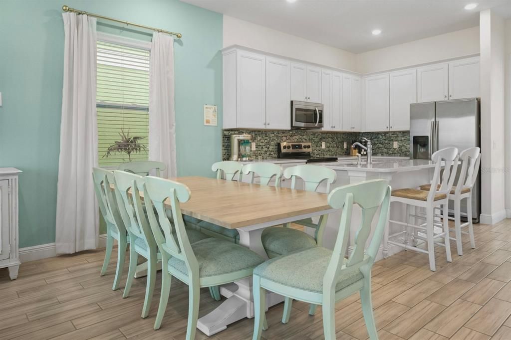 For Rent: $3,850 (4 beds, 4 baths, 1948 Square Feet)