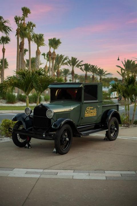 For Rent: $3,850 (4 beds, 4 baths, 1948 Square Feet)