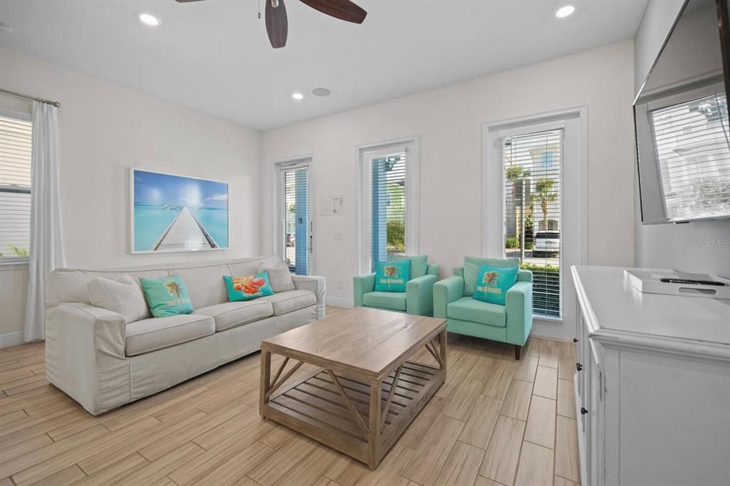 For Rent: $3,850 (4 beds, 4 baths, 1948 Square Feet)