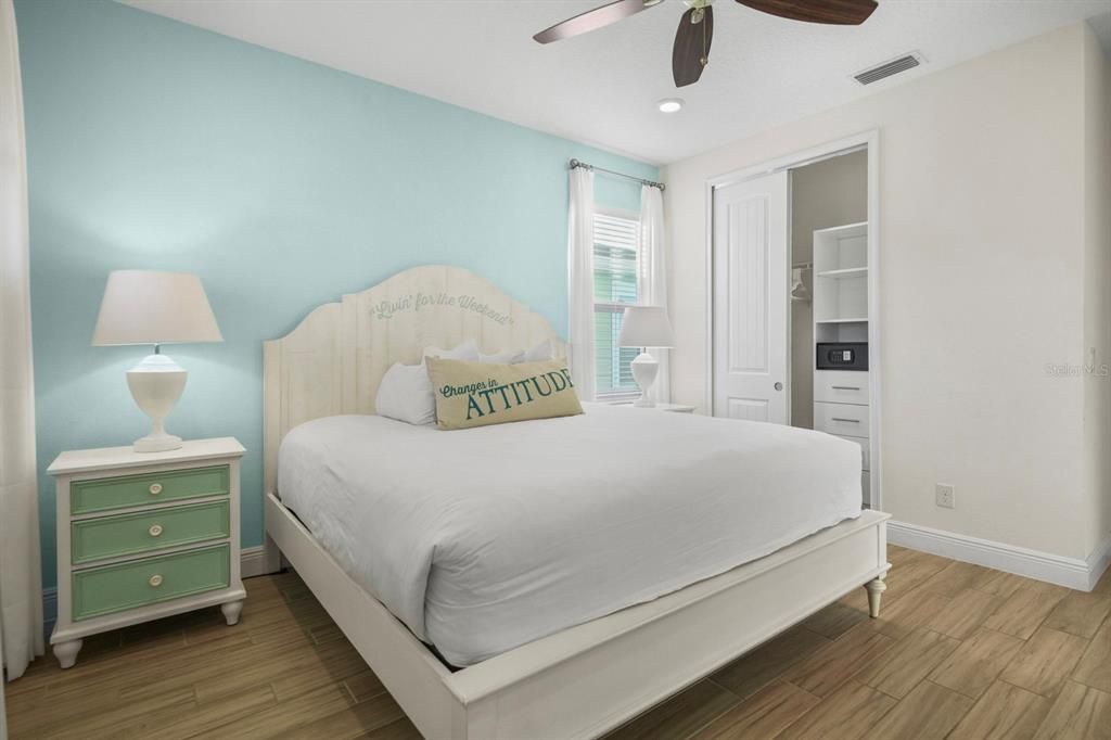 For Rent: $3,850 (4 beds, 4 baths, 1948 Square Feet)