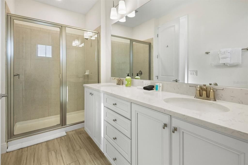 For Rent: $3,850 (4 beds, 4 baths, 1948 Square Feet)