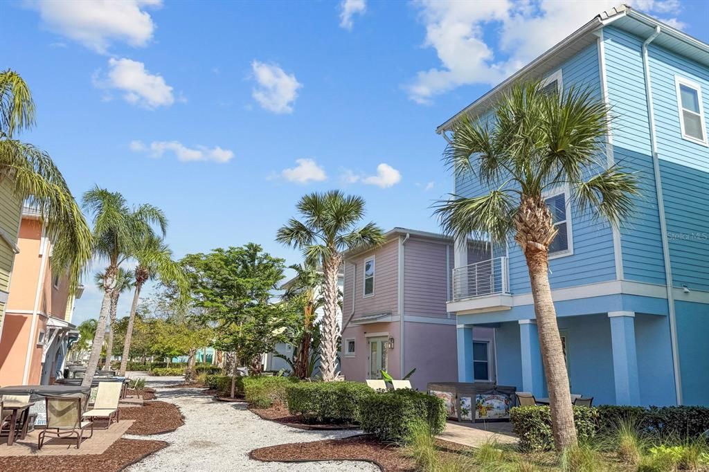 For Rent: $3,850 (4 beds, 4 baths, 1948 Square Feet)