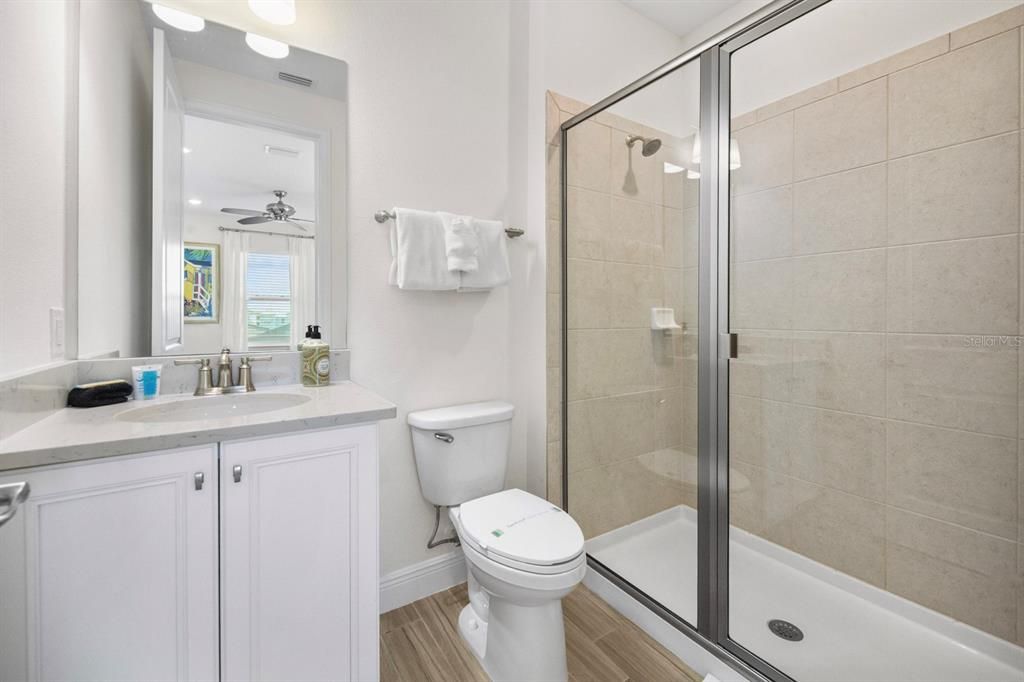 For Rent: $3,850 (4 beds, 4 baths, 1948 Square Feet)