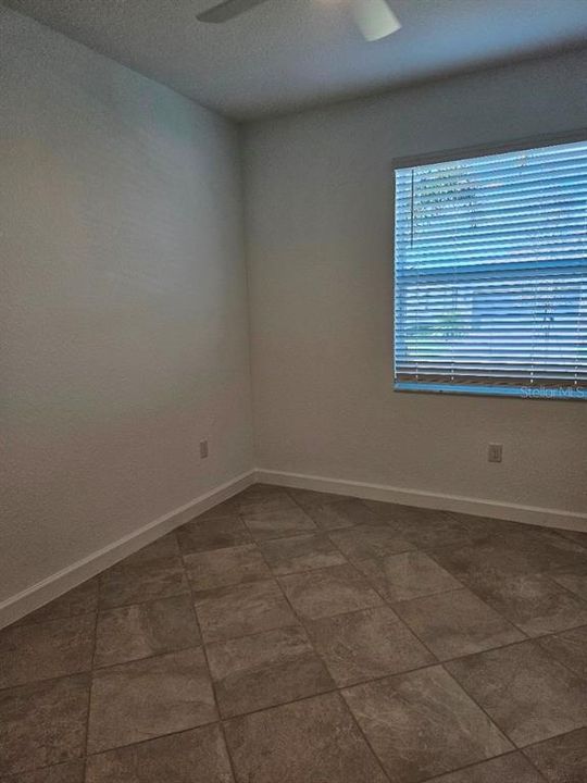 For Rent: $1,995 (4 beds, 2 baths, 2032 Square Feet)