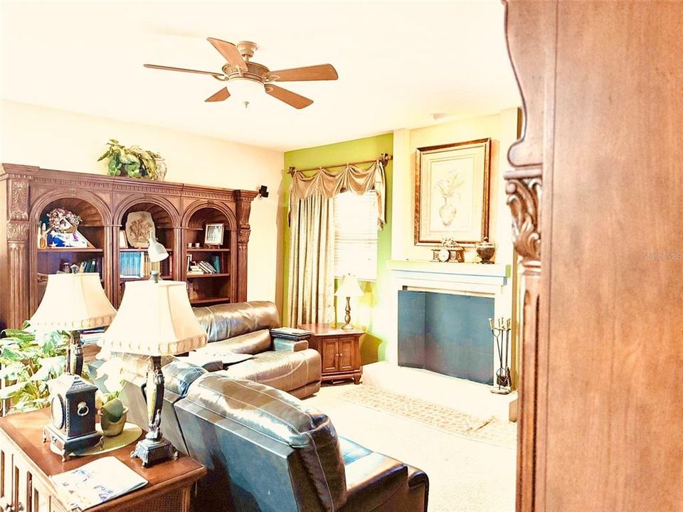 For Sale: $600,000 (4 beds, 3 baths, 2501 Square Feet)