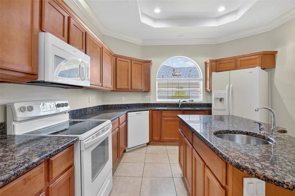 En Venta: $449,000 (4 camas, 3 baños, 2859 Pies cuadrados)