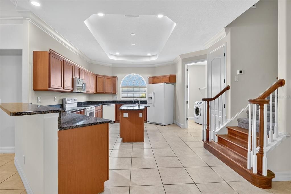 En Venta: $449,000 (4 camas, 3 baños, 2859 Pies cuadrados)