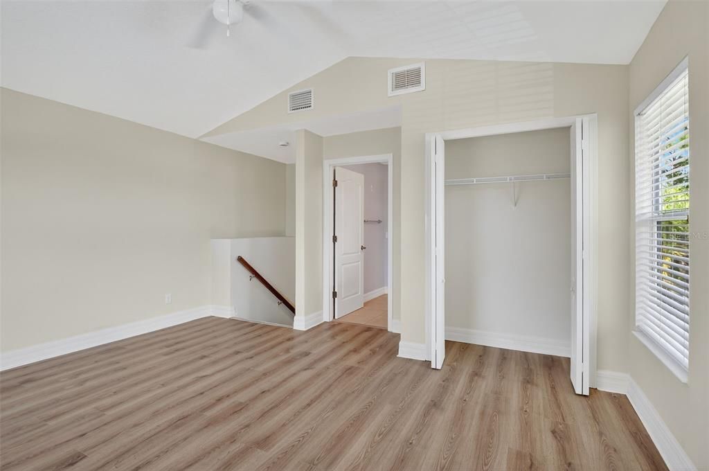 En Venta: $449,000 (4 camas, 3 baños, 2859 Pies cuadrados)