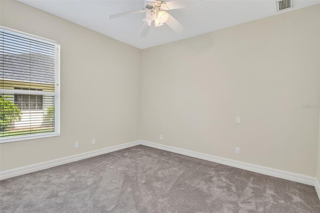 En Venta: $449,000 (4 camas, 3 baños, 2859 Pies cuadrados)