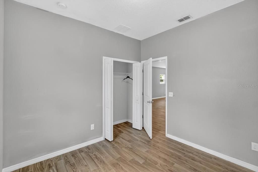 For Sale: $499,000 (6 beds, 0 baths, 2469 Square Feet)