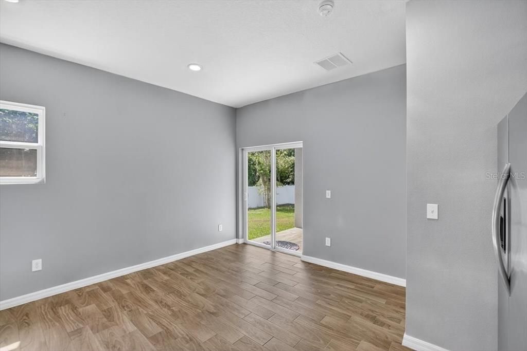 For Sale: $499,000 (6 beds, 0 baths, 2469 Square Feet)