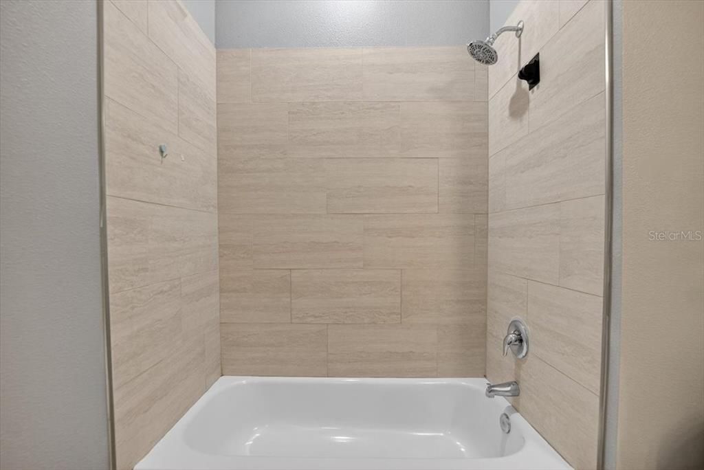 For Sale: $499,000 (6 beds, 0 baths, 2469 Square Feet)