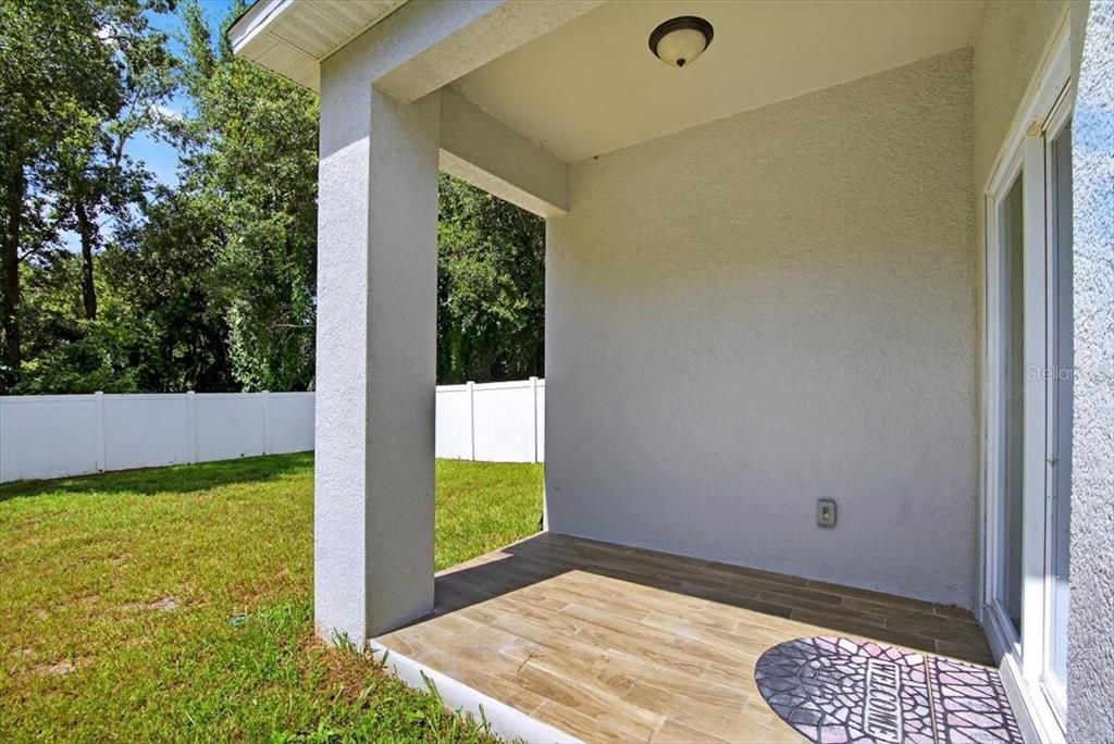 For Sale: $499,000 (6 beds, 0 baths, 2469 Square Feet)