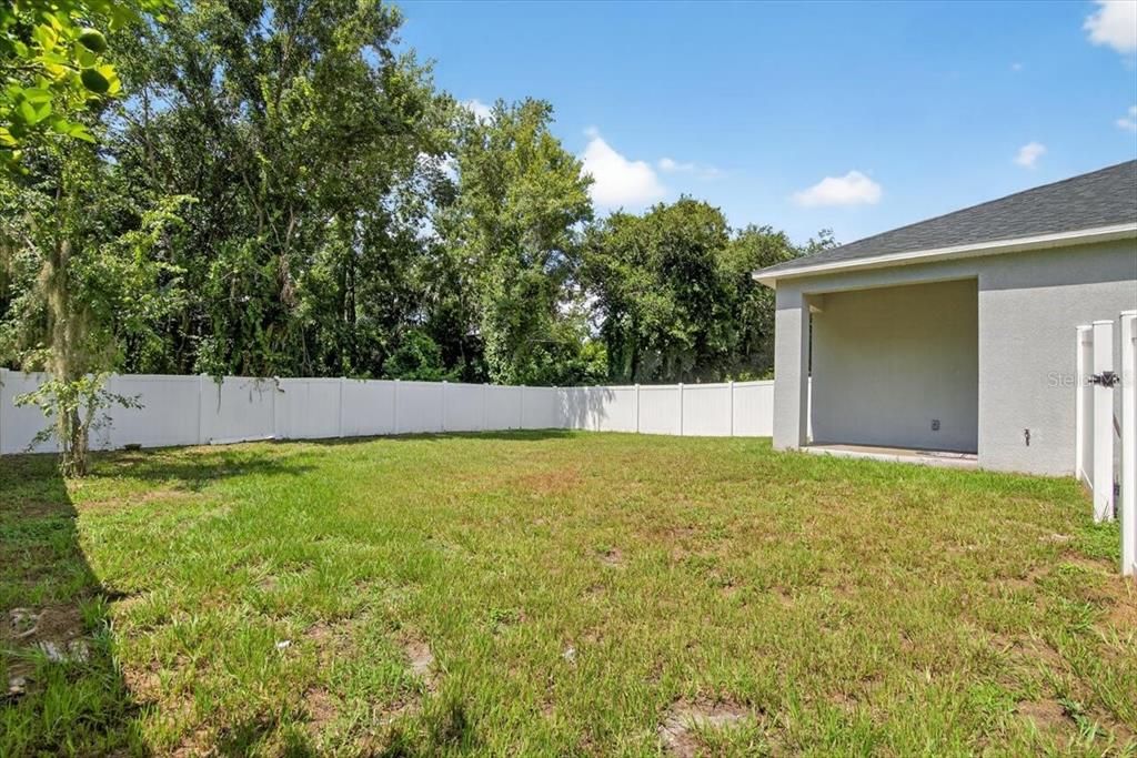 For Sale: $499,000 (6 beds, 0 baths, 2469 Square Feet)