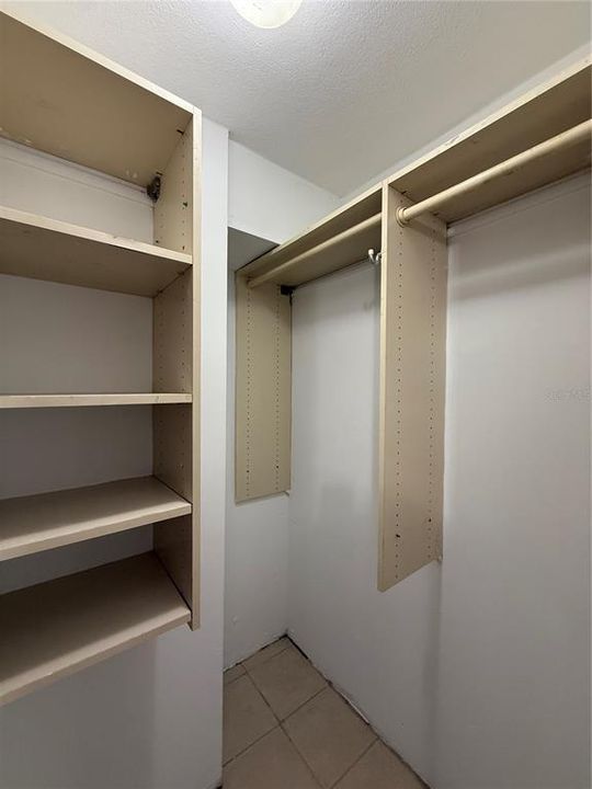 В аренду: $2,100 (2 спален, 2 ванн, 1050 Квадратных фут)