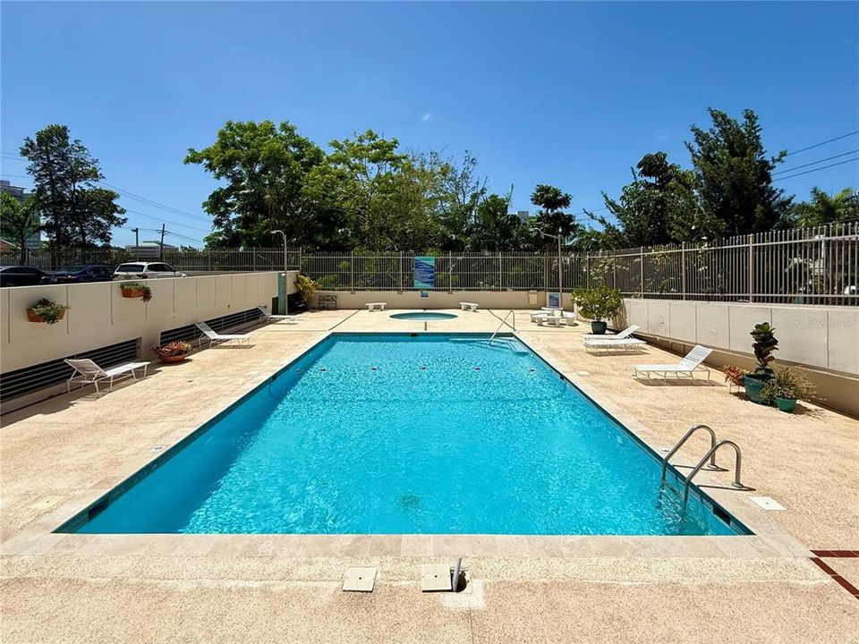 В аренду: $2,100 (2 спален, 2 ванн, 1050 Квадратных фут)