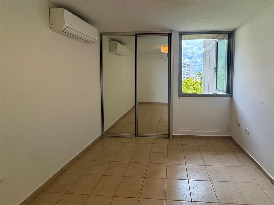 В аренду: $2,100 (2 спален, 2 ванн, 1050 Квадратных фут)