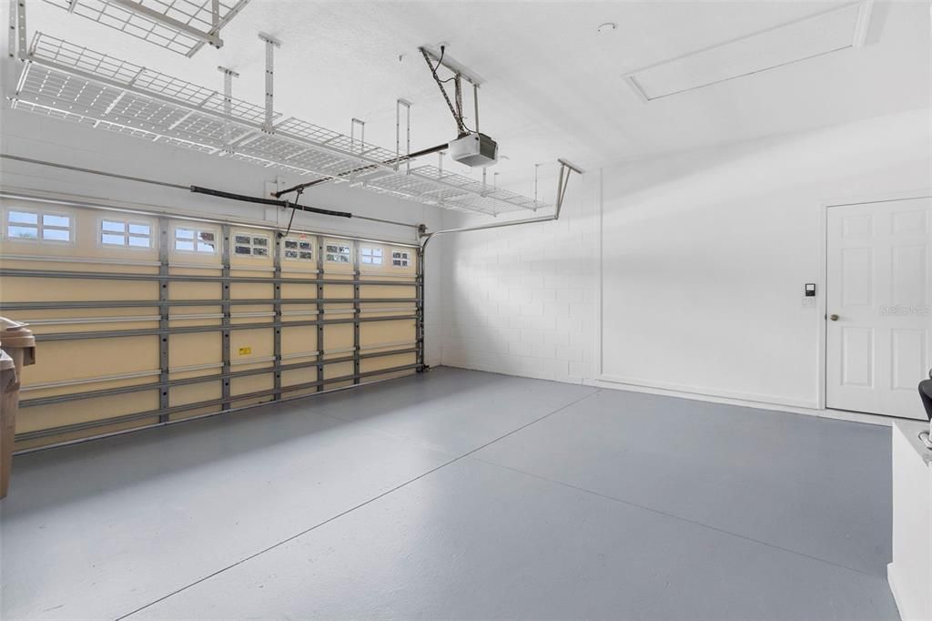 Active With Contract: $484,000 (3 beds, 2 baths, 1976 Square Feet)