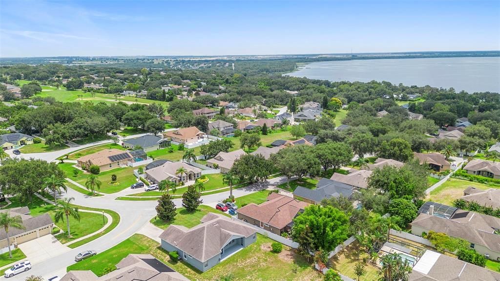 Active With Contract: $484,000 (3 beds, 2 baths, 1976 Square Feet)